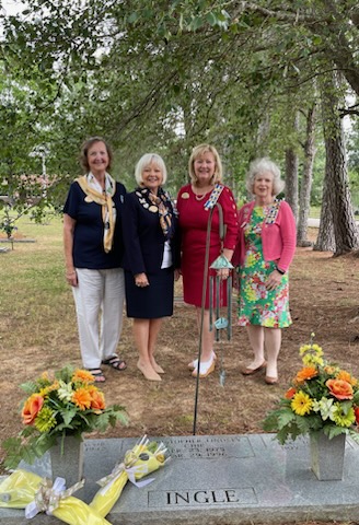 Grave Marking of Member, Anne Ingle, on June 12 in Bolivar, TN. Regent Karen Kivette, Vice Regent Melissa Tanner, Recording Secretary Andrea Riddle and Past Regent Linda Lopez attended. Members of the Hatchie Chapter, Anne’s original chapter, were also present and participated in the ceremony.