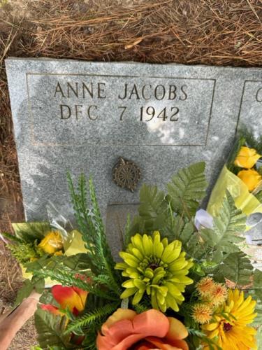 Grave Marking of Member, Anne Ingle, on June 12 in Bolivar, TN. Regent Karen Kivette, Vice Regent Melissa Tanner, Recording Secretary Andrea Riddle and Past Regent Linda Lopez attended. Members of the Hatchie Chapter, Anne’s original chapter, were also present and participated in the ceremony.